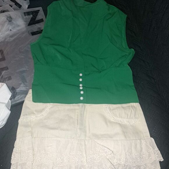 SALE!! NEW Size SM Short Lace Cream Denim Skirt with 2 Blouses - Picture 9 of 14